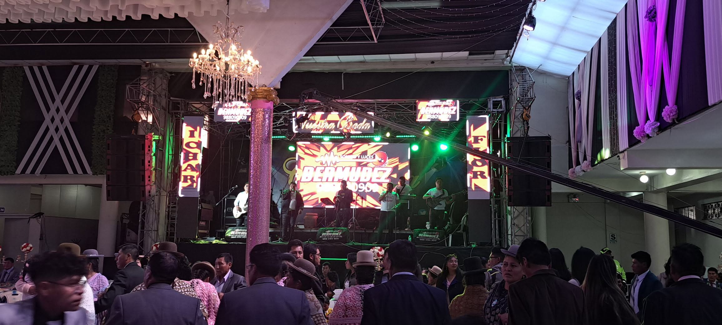 Sonido y Luces Bermudez
